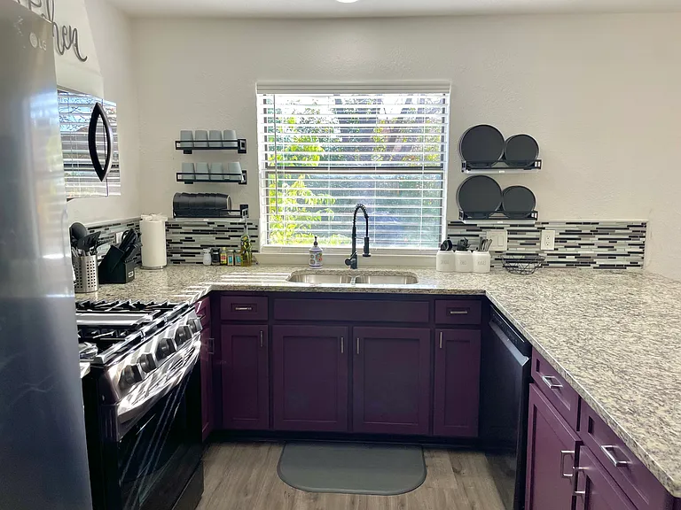 605 Hill Cv — Photo 13