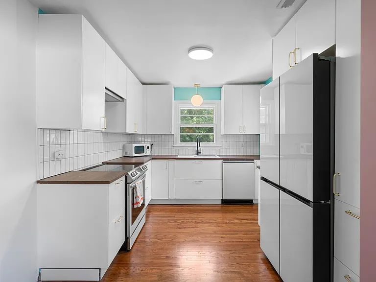 3363 Mimosa Dr — Photo 12