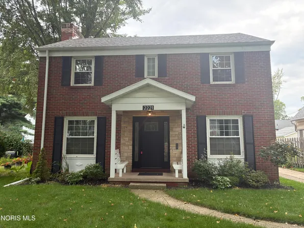 2221 Densmore Dr, Toledo, OH 43606