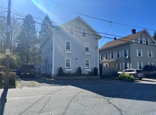 858 Lower River Rd, Lincoln, RI 02865