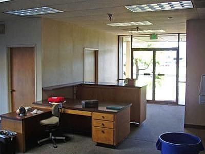 2nd image of 2651 Cooper Ave