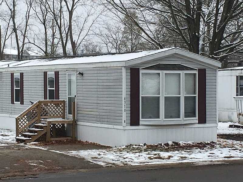 2nd image of 4310 Debbie Ln