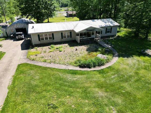 214 E Spruce St, Marienville, PA 16239