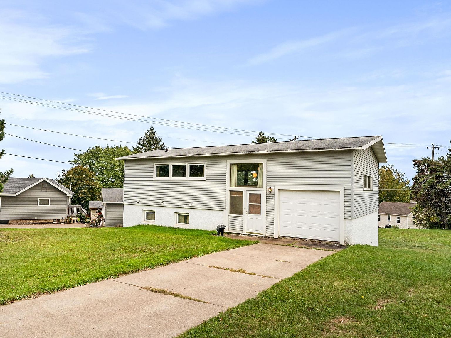 2106 Adirondack St, Duluth, MN 55811 Zillow