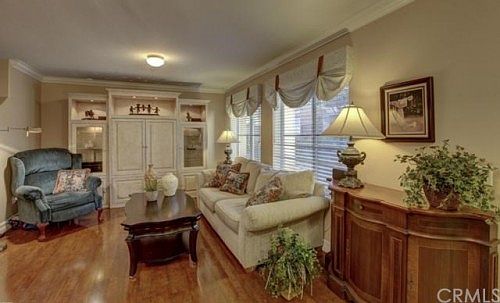 5th image of 1041 Harbor Village Dr