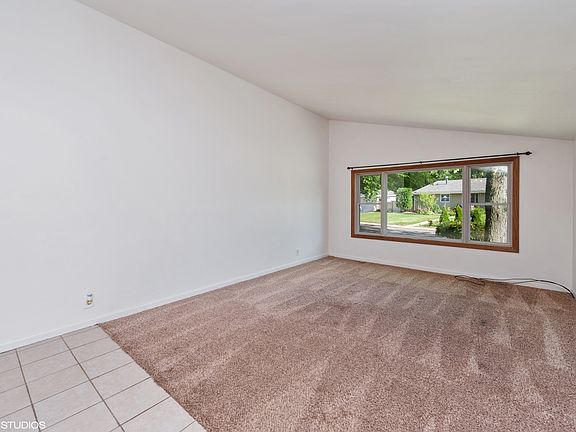 4th image of 1316 Sacramento Dr