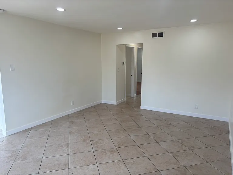 1844 Camino Viejo #C — Photo 5