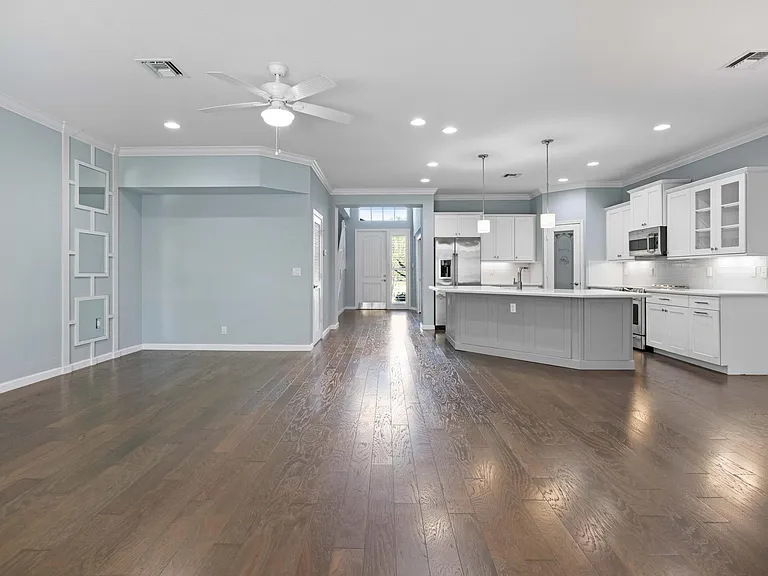 7018 Limestone Cay Rd — Photo 6