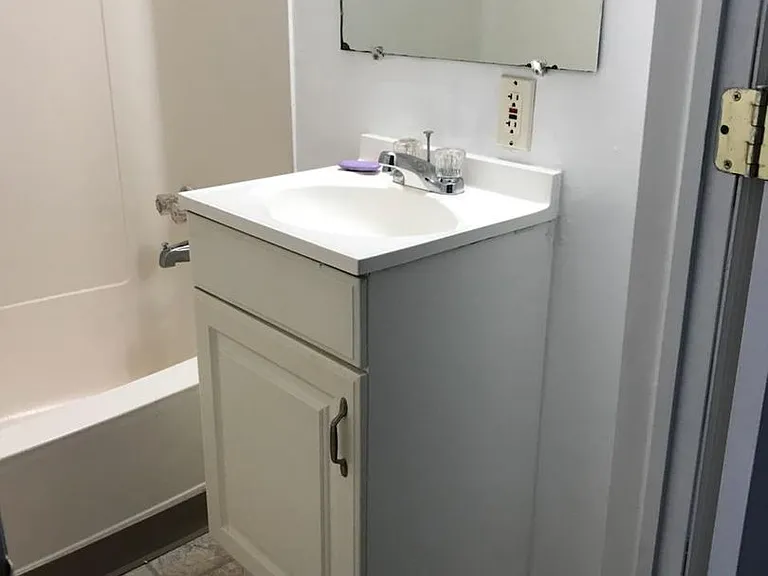 Carrick NEW 4 bedroom apartment. Section 8 accepted — Photo 6