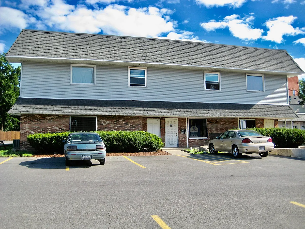 Building Photo - 41 Oswego St #240