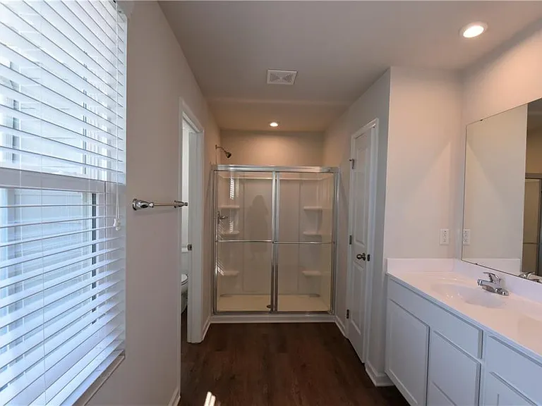 8421 Limerick Ln — Photo 22