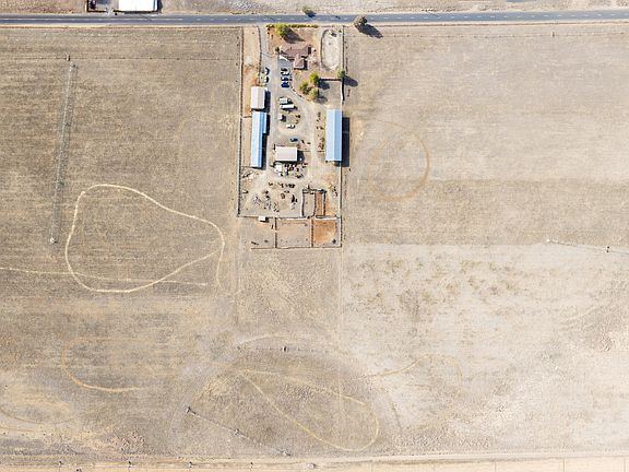 3rd image of 26690 Horsell Rd