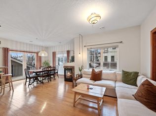 1926 Pleasant Ave #303, Minneapolis, MN 55401