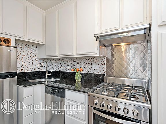 2nd image of 1156 3rd Ave #10G