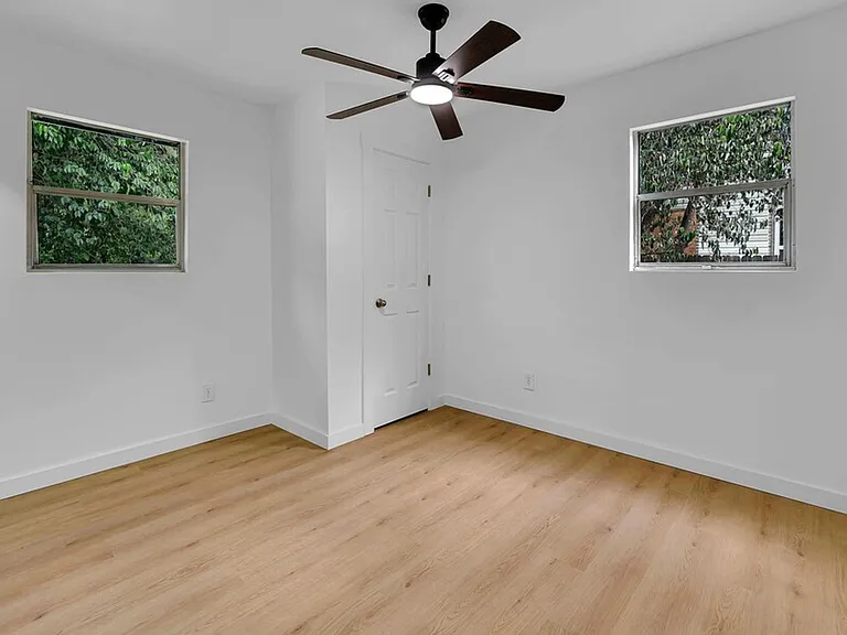 2809 Parrott Ave — Photo 14