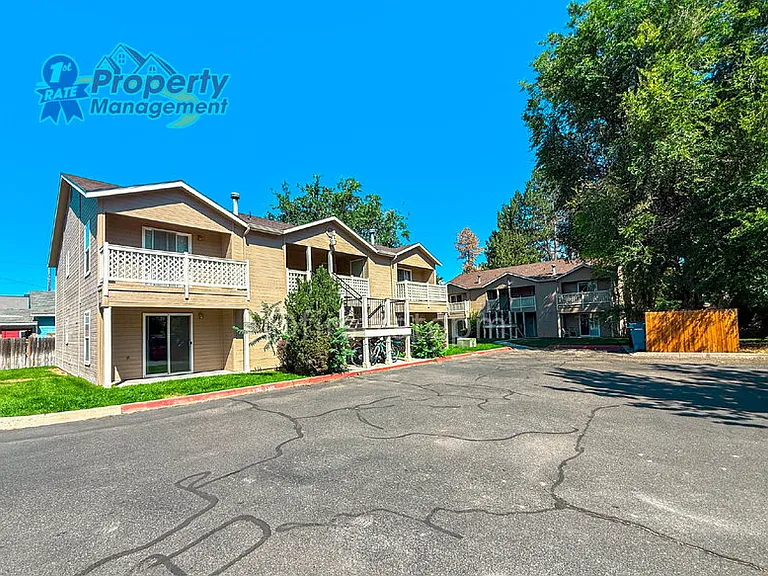 2914 W Stewart Ave #201 — Photo 23