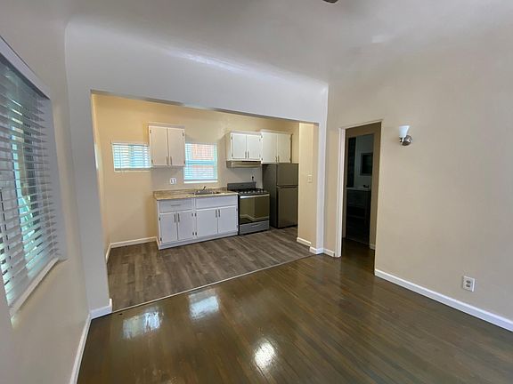 2nd image of 1137 30th St #B