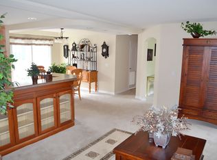 34 Oaks Dr, Mays Landing, NJ 08330