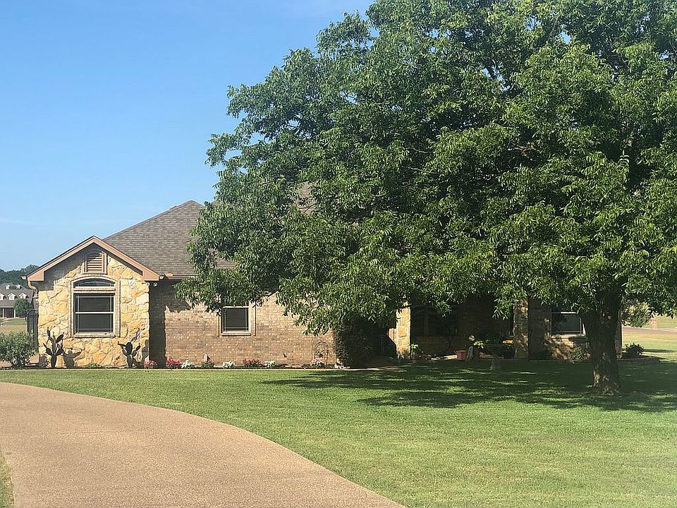 1st image of 155 Hunters Meadow Dr
