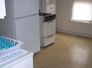 715 Chestnut St APT 4, Utica, NY 13502