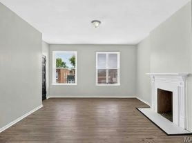 3829 S Compton Ave, Saint Louis, MO