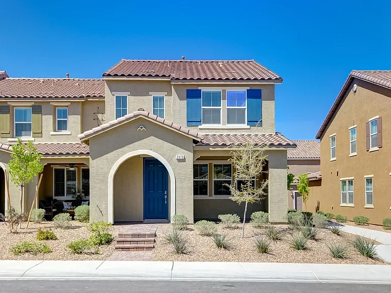 2875 Starling Summit St — Photo 11