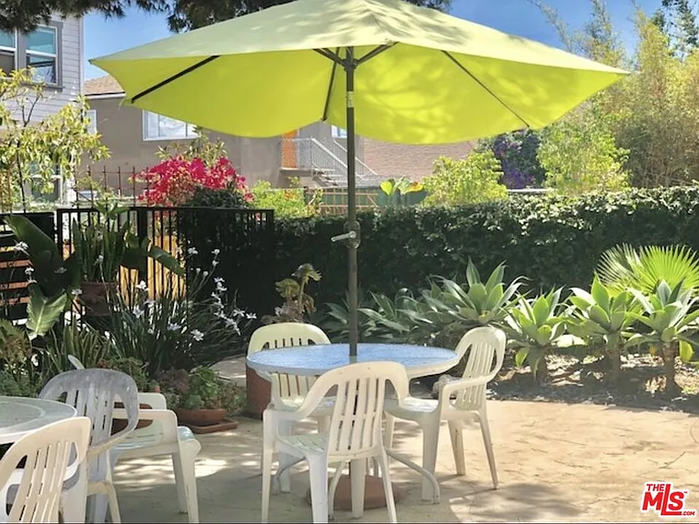 119 Paloma Ave #M — Photo 17