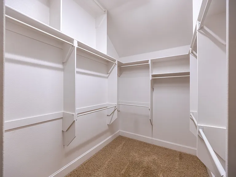 6366 Shadywood Dr — Photo 12