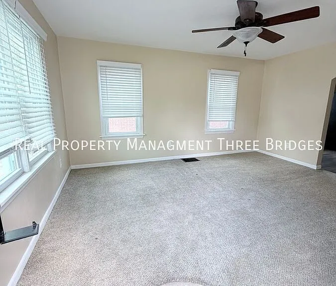 3208 Dix Ave — Photo 11