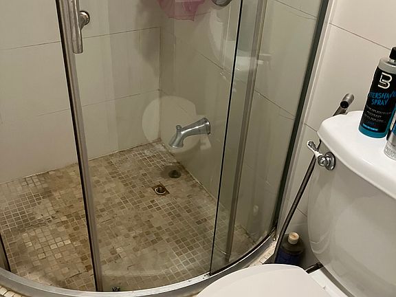 4th image of 184 Stuyvesant Ave APT D1