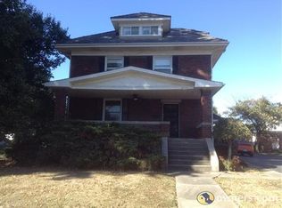 424 Rich St, Slater, MO 65349