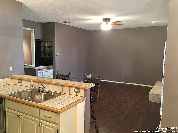 2nd image of 12446 Starcrest Dr