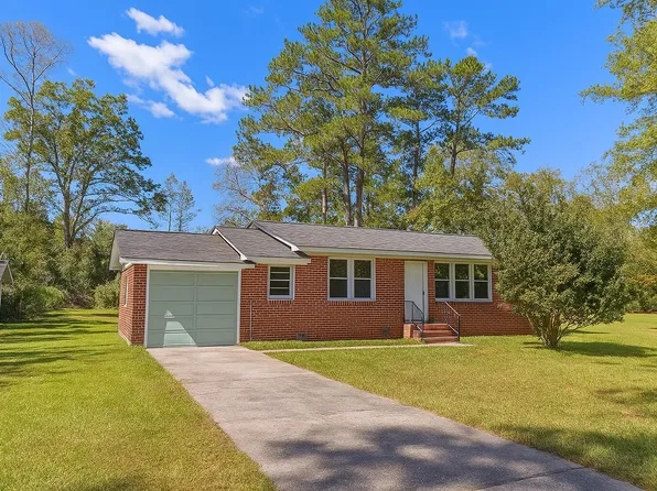 605 Poplar St, Walterboro, SC 29488