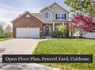 10 E Picketts Xing, Edwardsville, IL 62025