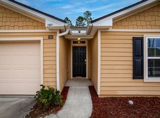 1951 April Oaks Dr, Jacksonville, FL 32221