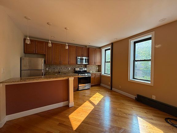 2nd image of 35-01 34th St #F2