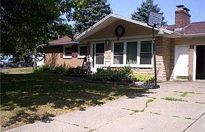 1st image of 8677 Park Dr