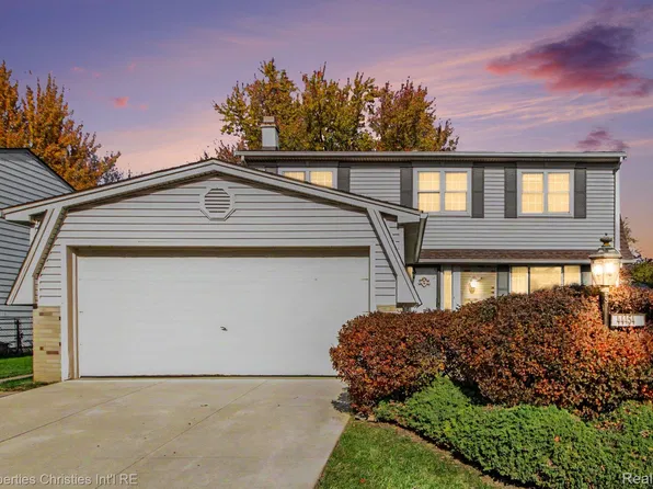 44454 Albert Dr, Plymouth, MI 48170