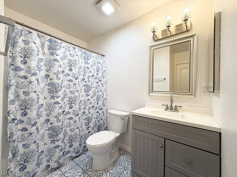 2105 Webster St #3 — Photo 17