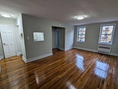 125-5 84th Ave, Kew Gardens, NY, 11415