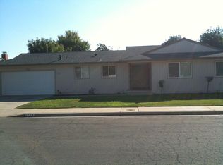 1726 Portals Ave, Clovis, CA 93611