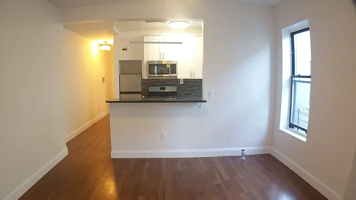 Rented by Uptown Flats LLC | media 8