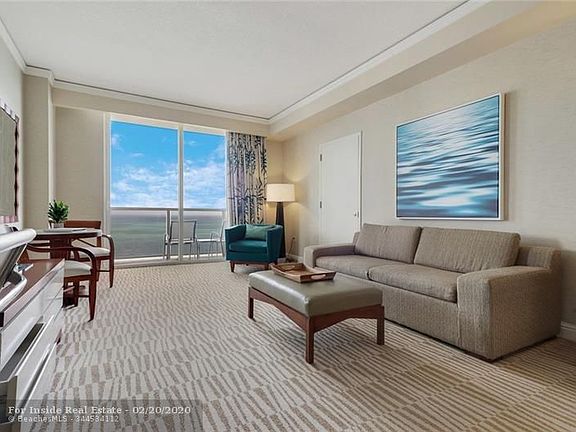 4th image of 18001 Collins Ave #2207