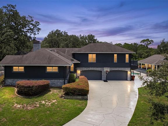 3rd image of 2918 MAGNOLIA TRACE