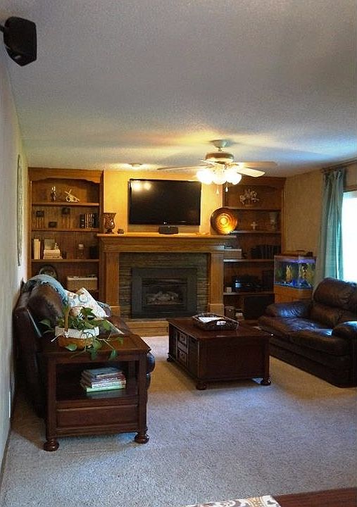 1st image of 2210 NW Parkridge Dr