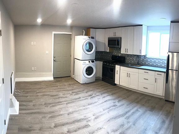 3rd image of 300 Salinas Ave Unit B