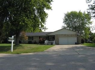 162 Oak Dr, Franklin, OH 45005