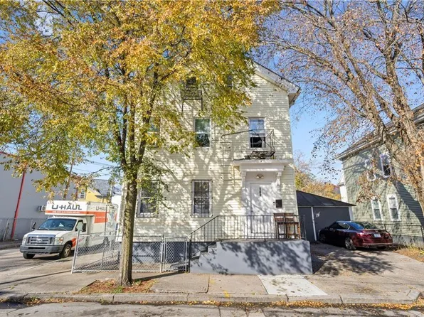 143 Houston St, Providence, RI 02905
