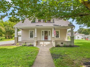 232 S Marshall St, Graham, NC 27253