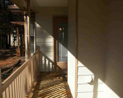 5th image of 327 River Point Dr
